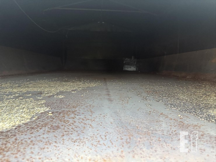 international-grain-truck-image-10