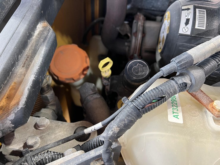 deere-324g-image-38
