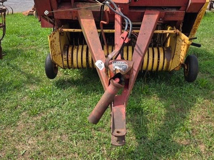 new-holland-846-image-18