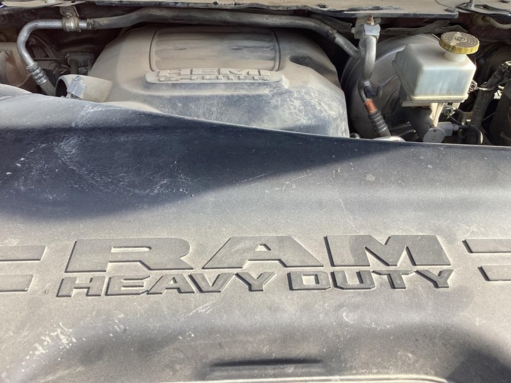 2021-ram-2500-hd-image-25
