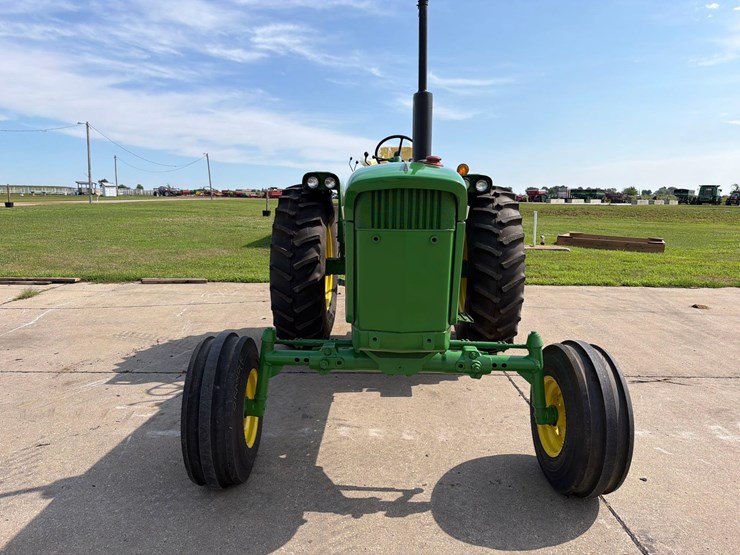 john-deere-4020-image-2