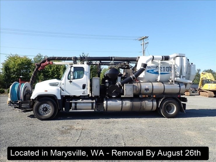 2016-freightliner-114sd-image-4