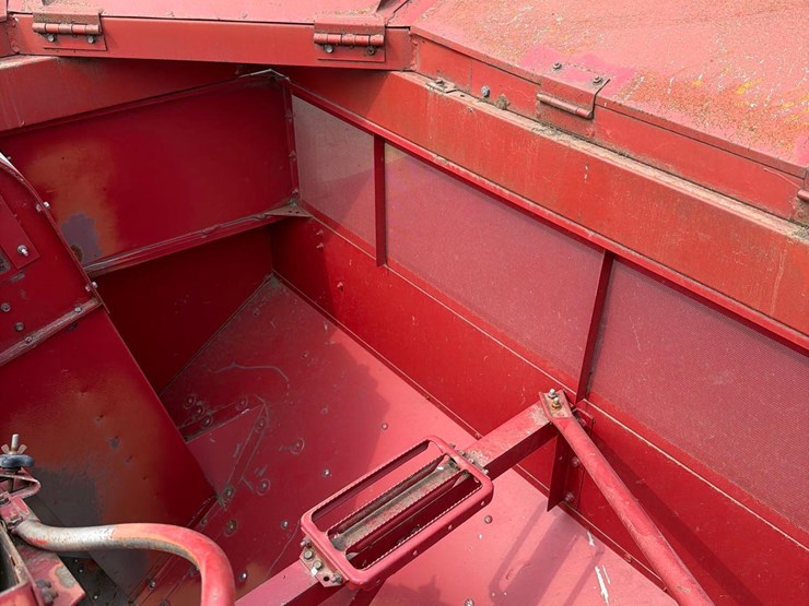 case-ih-2166-image-50