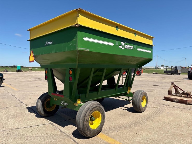 demco-325-image-3