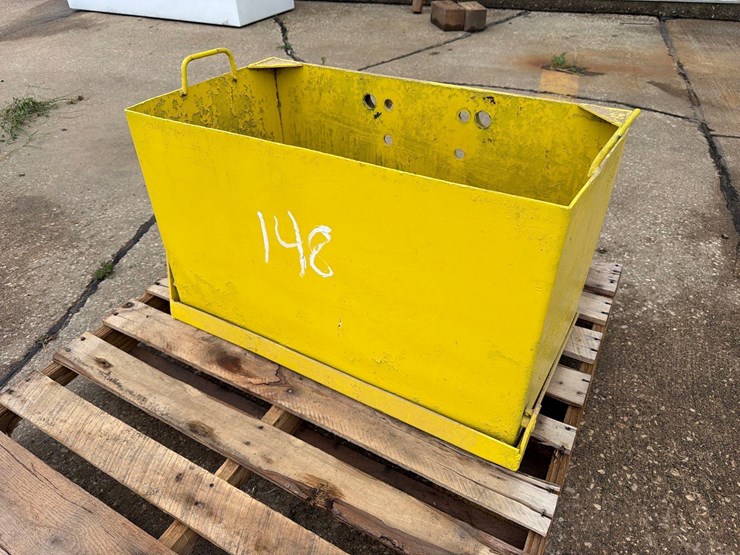 john-deere-16-image-1