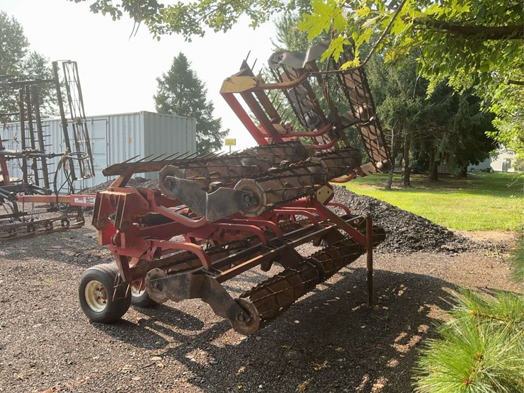 unverferth-rolling-harrow-ii-image-3