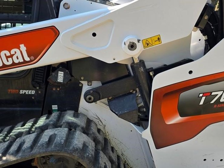bobcat-t76-image-25