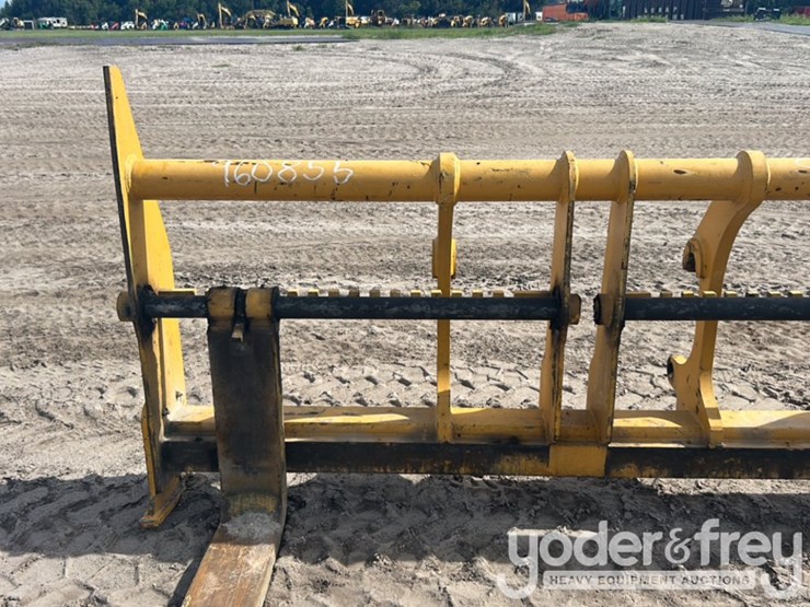 john-deere-444-image-6