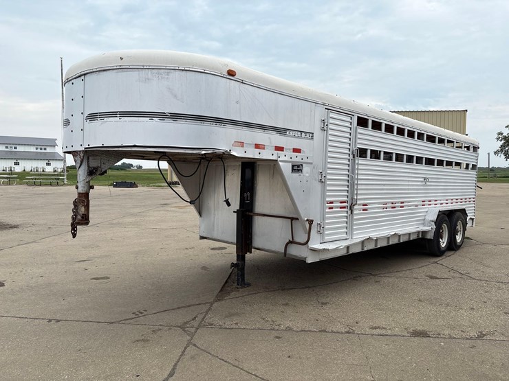 1989-kiefer-built-7ft-x-22ft-aluminum-gooseneck-livestock-trailer-image-1