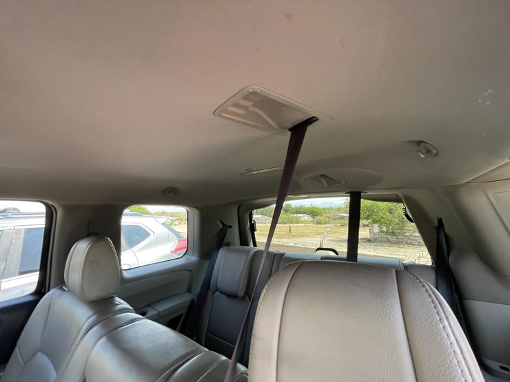 2010-honda-pilot-image-17