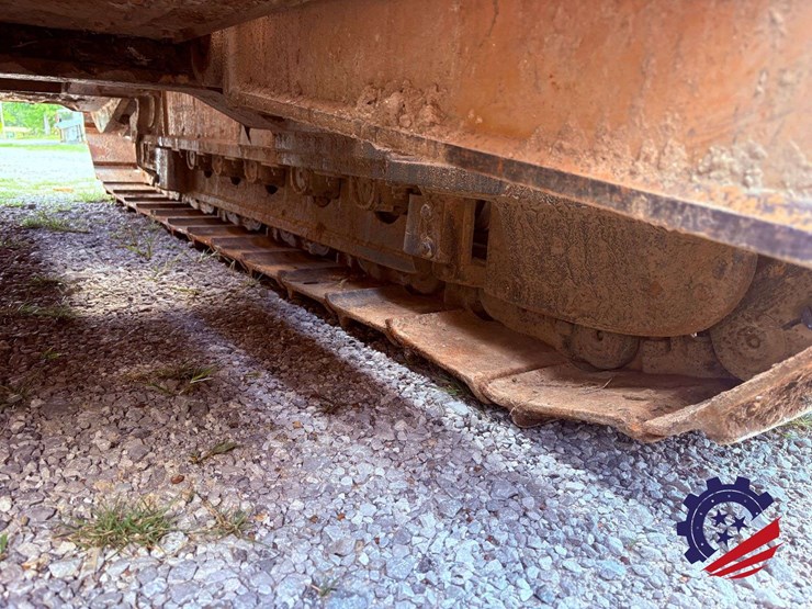 2009-caterpillar-d5k-xl-image-49