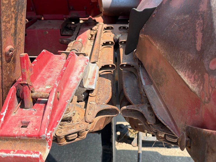 case-ih-1063-image-8