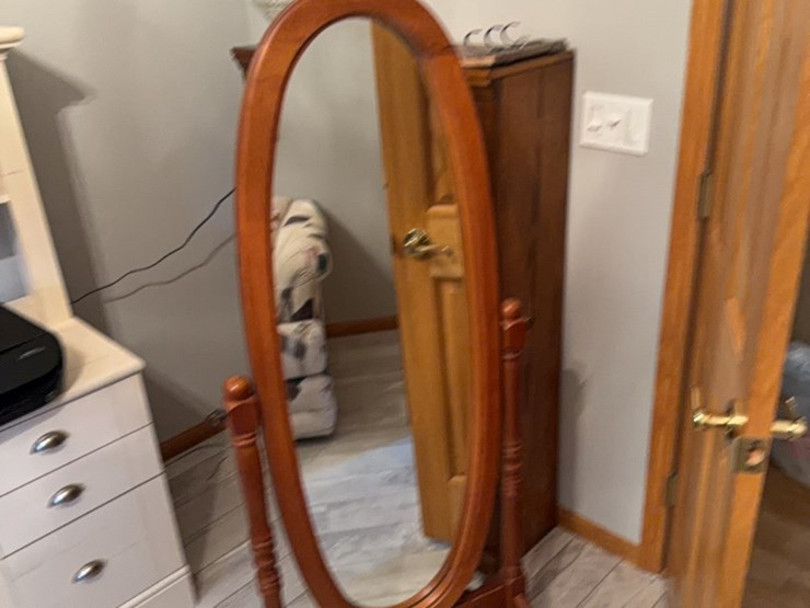 freestanding-full-length-mirror-image-3