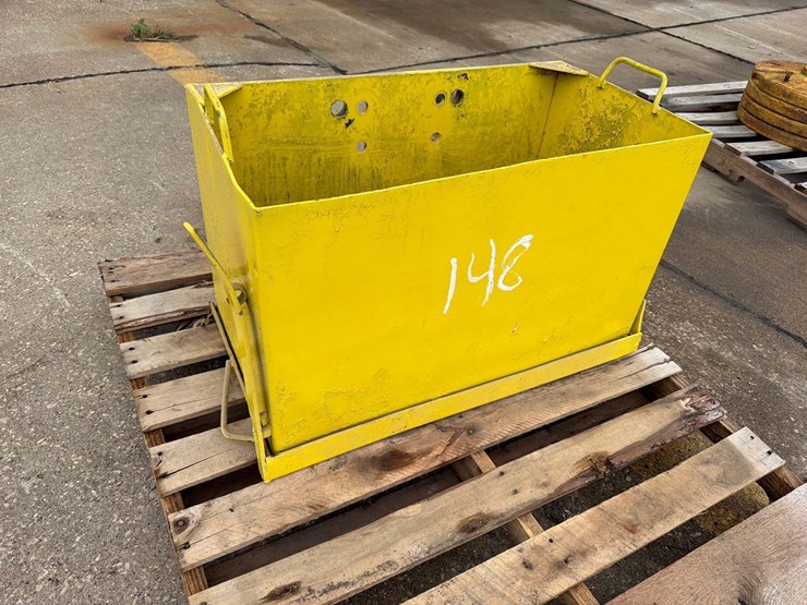 john-deere-16-image-2
