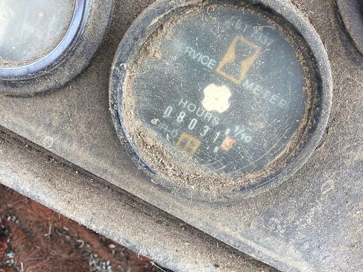caterpillar-416-image-45