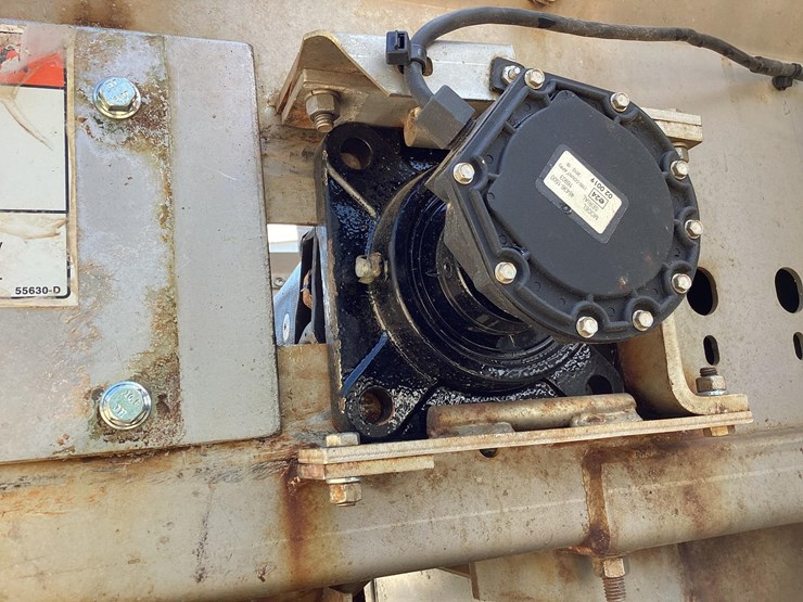 john-deere-r4045-image-31