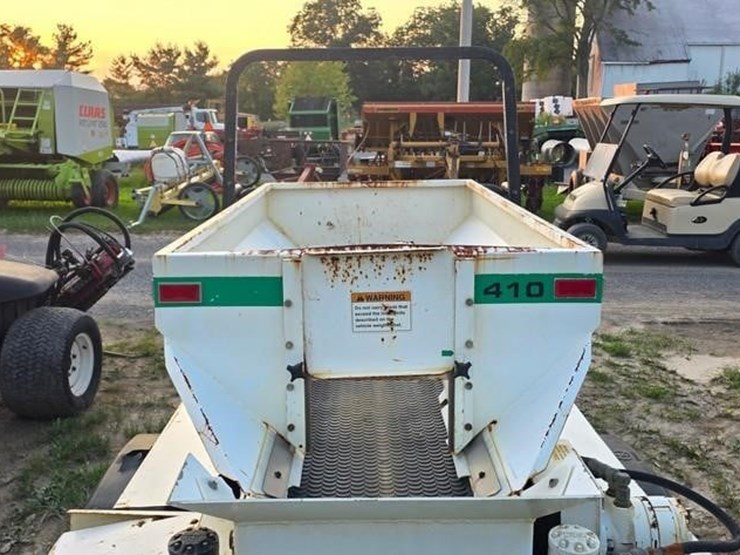toro-workman-3200-image-13