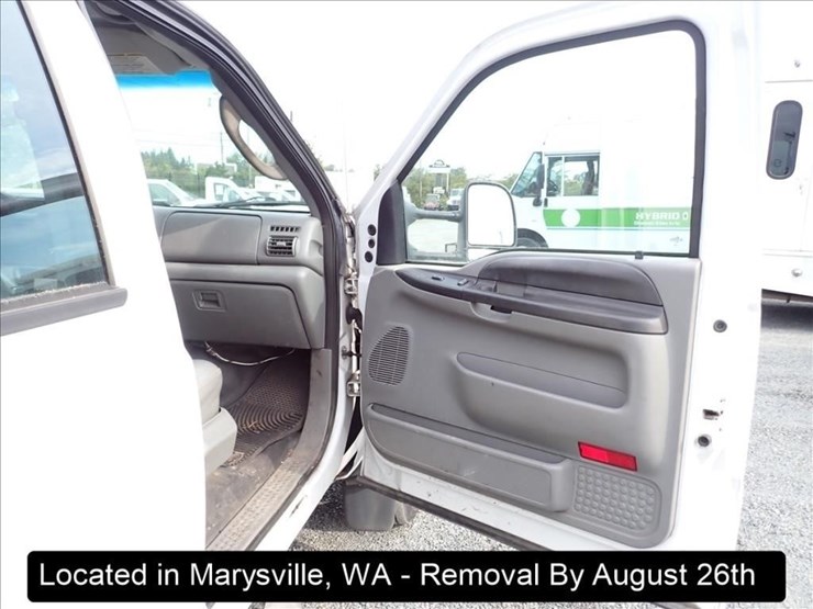 2006-ford-f450-image-9