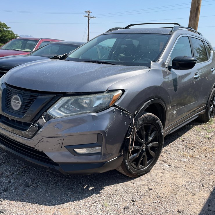 2018 NISSAN ROGUE
