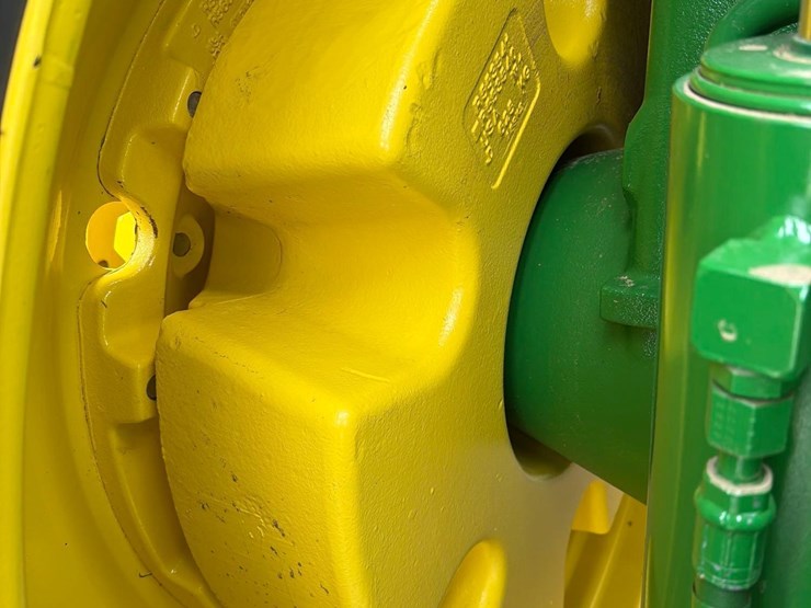 2022-john-deere-8r-280-image-21