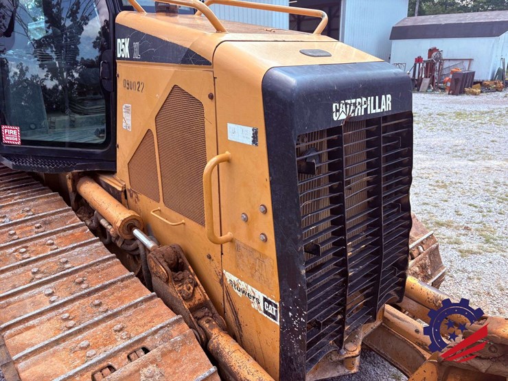 2009-caterpillar-d5k-xl-image-14
