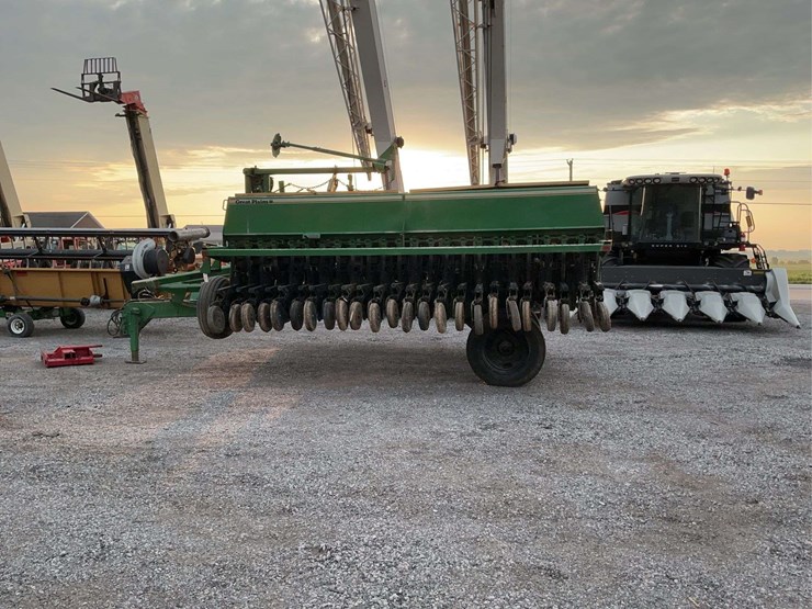 great-plains-solid-stand-30-image-3