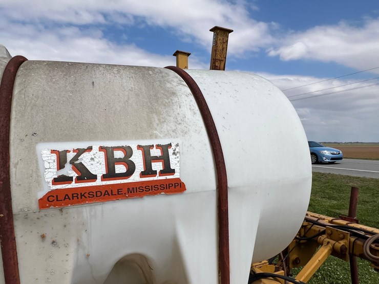 no-reserve-kbh-applicator-tank-trailer-image-6