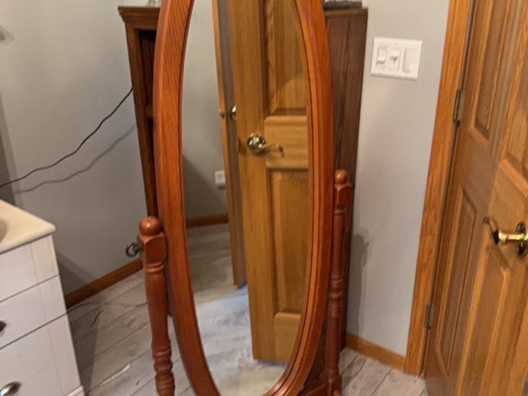 freestanding-full-length-mirror-image-8