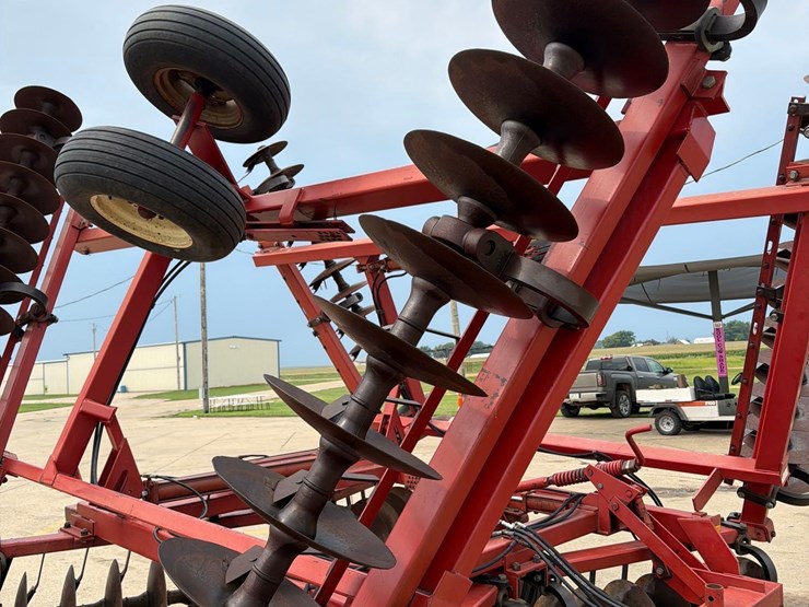 case-ih-3900-image-18