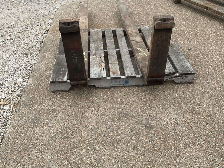 83”-fork-truck-forks-image-3
