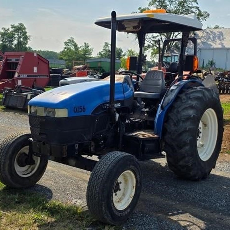 NEW HOLLAND TN75