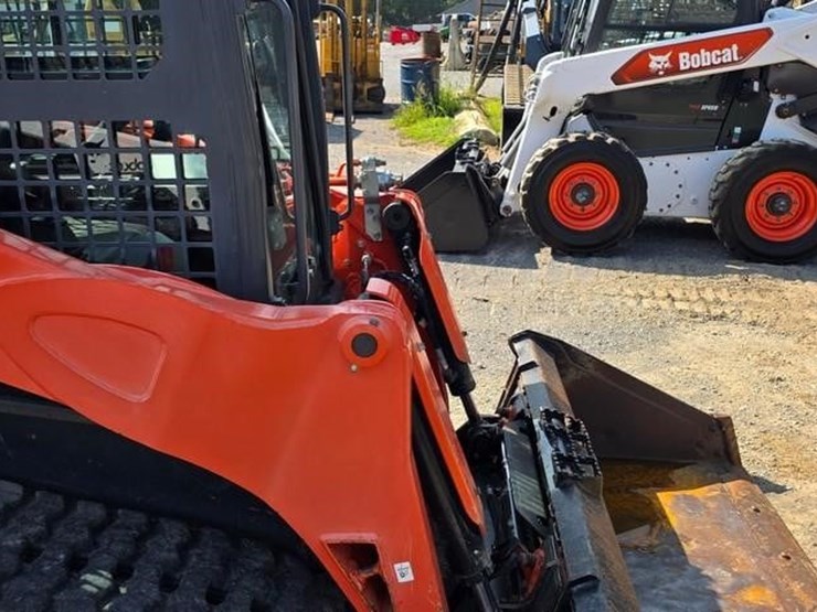 kubota-svl75-2-image-31