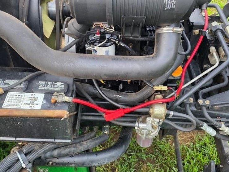 2005-john-deere-3225c-image-26