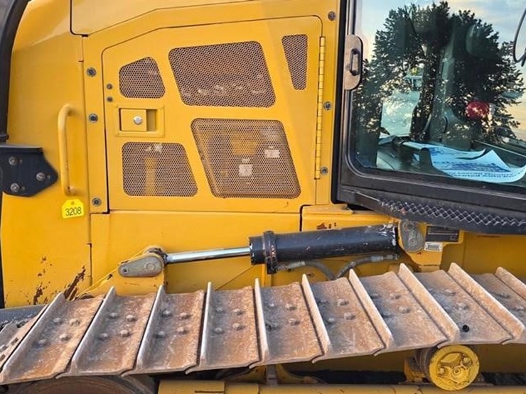 2017-caterpillar-d5k2-xl-image-17