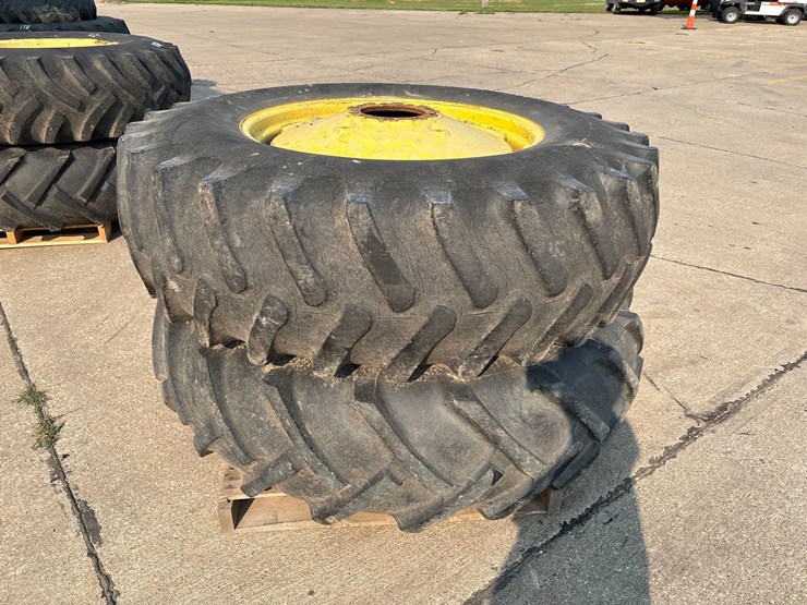 john-deere-a-image-3