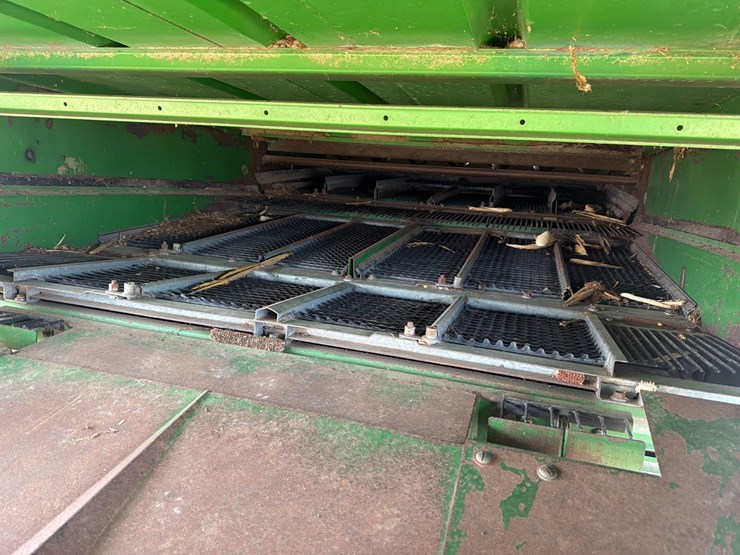 1991-john-deere-9600-image-25