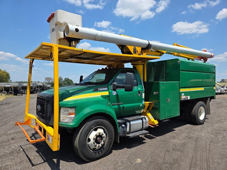 2017-ford-f750-image-14