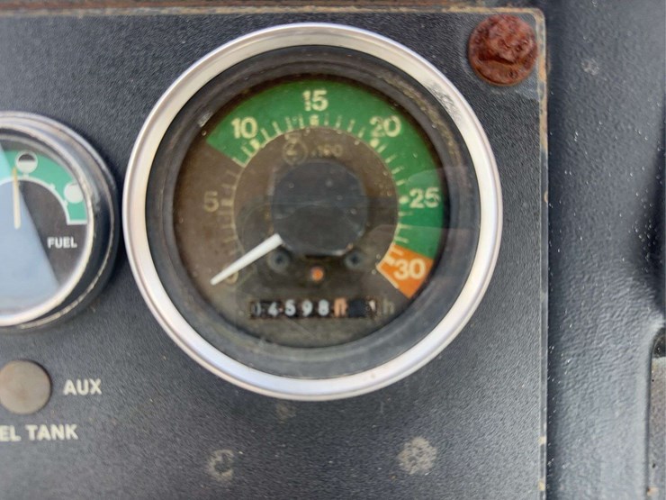deere-310c-image-9