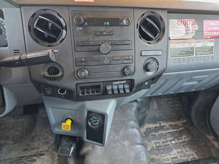 2017-ford-f750-image-10