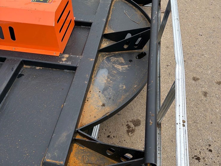 pabreak-skidloader-72”-whirly-mower-image-8