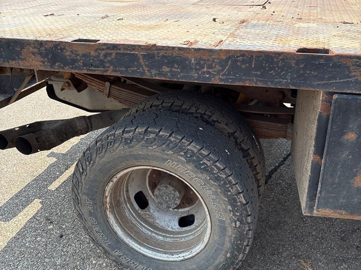 2015-ford-f350-image-26