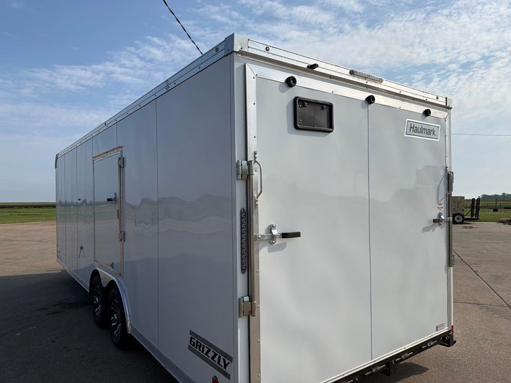 2020--haulmark-grizzly-hd-8-1/2ft-x-24ft-enclosed-trailer----like-new-image-8
