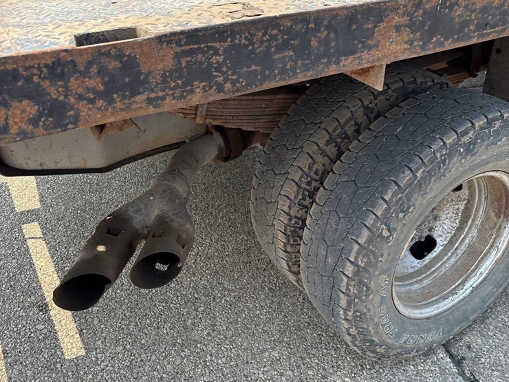 2015-ford-f350-image-28