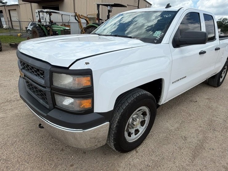 2014-chevrolet-1500-image-17