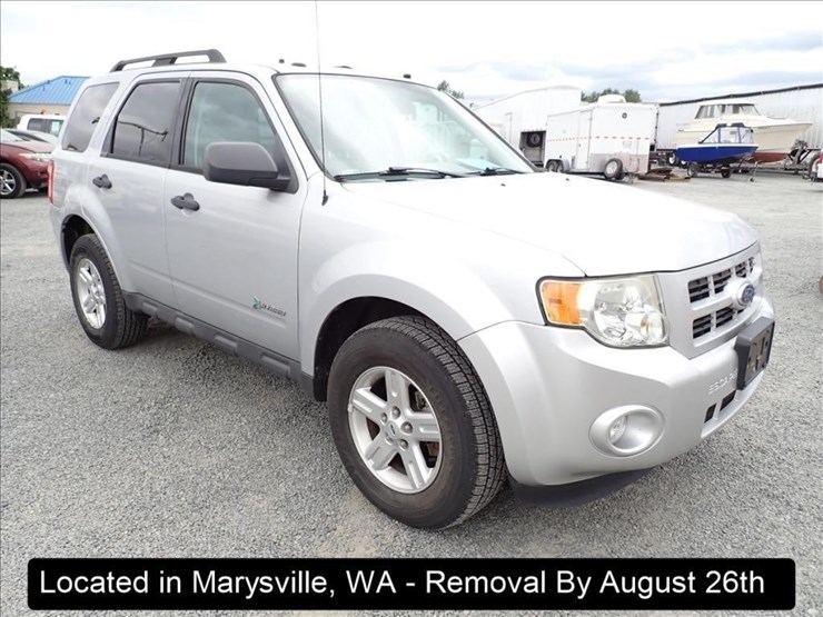 2011-ford-escape-image-12