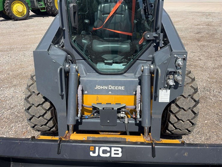 2024-deere-316gr-image-7