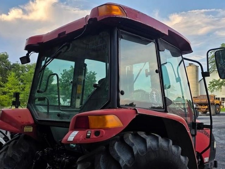 case-ih-jx100u-image-21