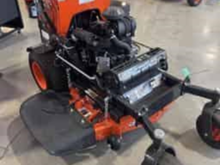 2023-kubota-sz19nc-36-2-stand-on-mower-image-2