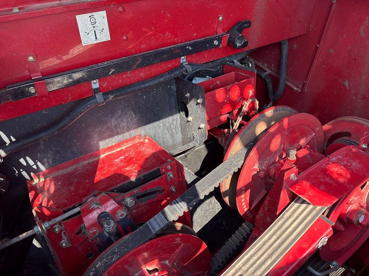 2005-case-ih-2377-image-108