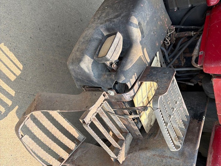 case-ih-7140-image-28